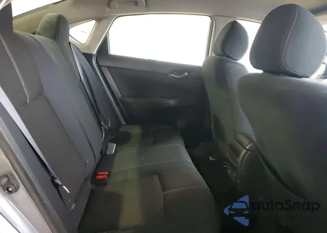2018 Nissan Sentra S z USA, uszkodzony, nr VIN 3N1AB7AP5JY225141